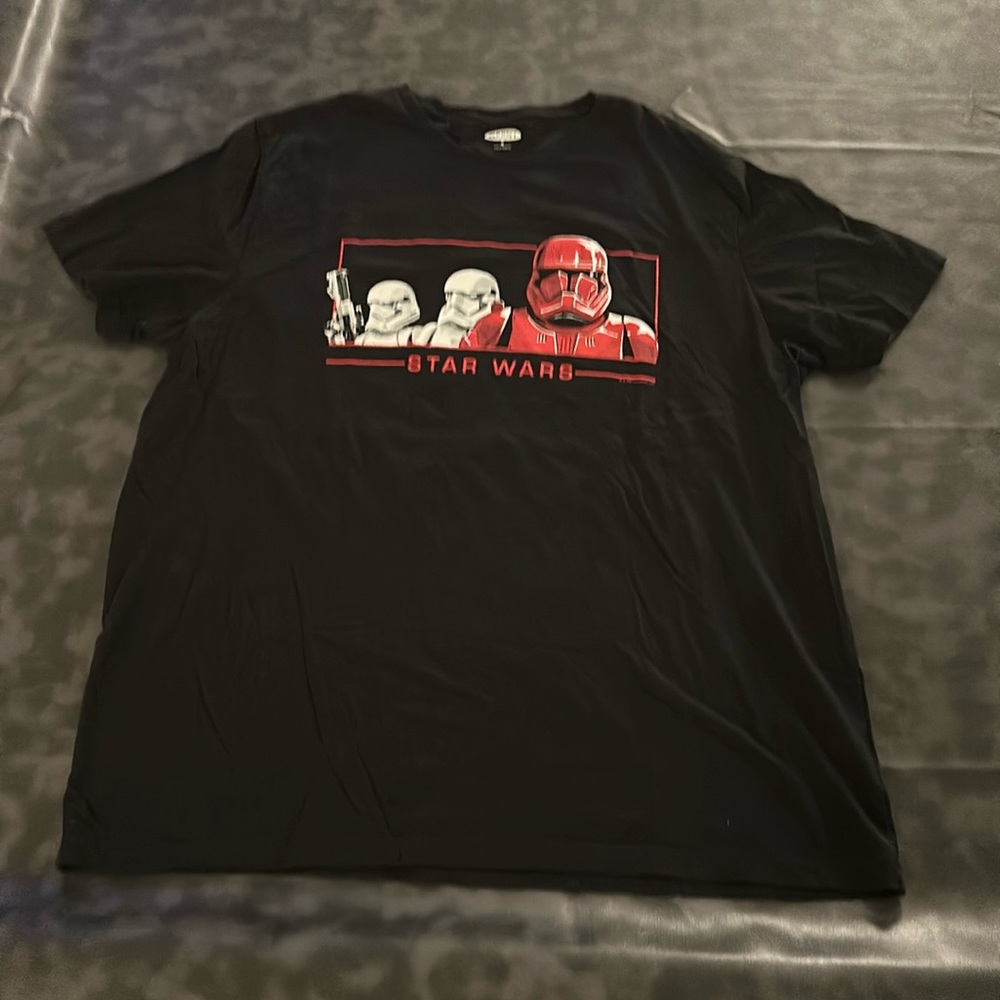 Star Wars TShirt - Clone Wars - Size XL